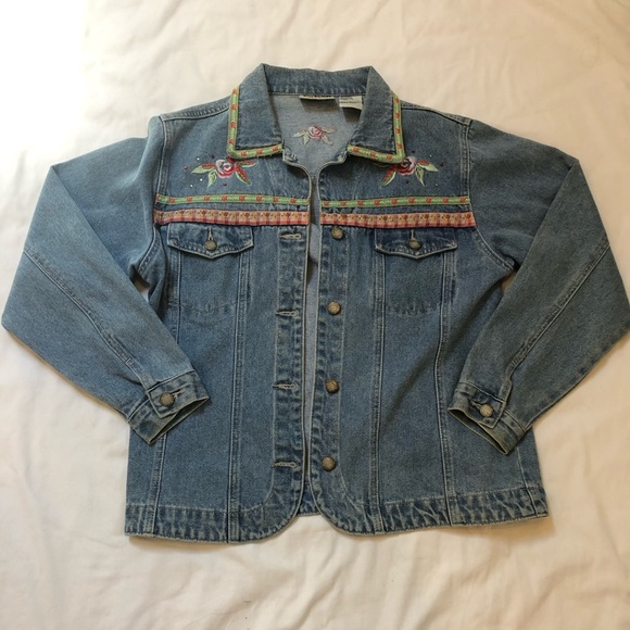 Jean Jacket with floral patches - Picture 2 of 9